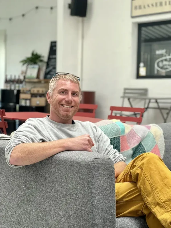 Alexandre Doutreleau graphiste et agent immobilier